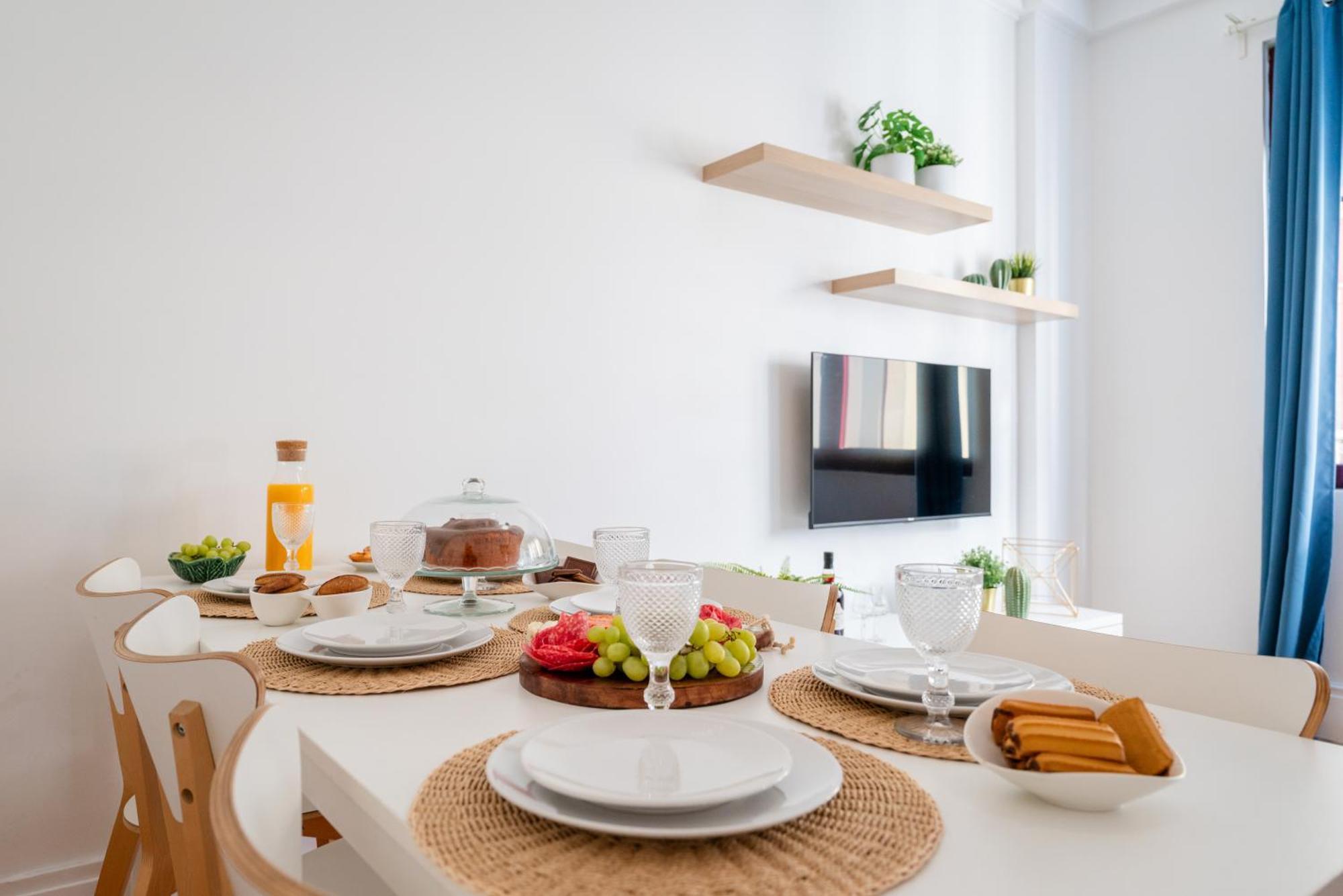 Host Wise - Spacious Comfortable Apartment - Balcony OOporto Exteriör bild