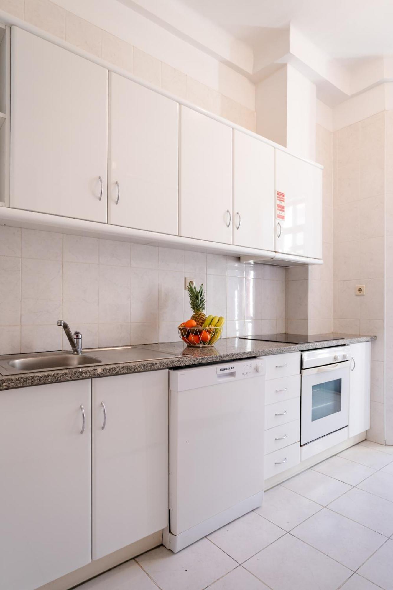 Host Wise - Spacious Comfortable Apartment - Balcony OOporto Exteriör bild